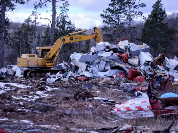 Hayward Auto Salvage - photo 4