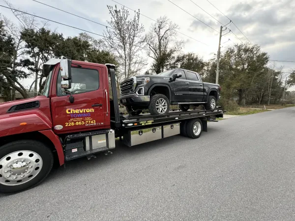 Chevron Towing | We Buy Junk Cars - photo 3