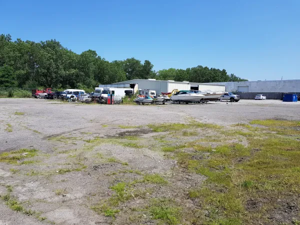 Ernie's Towing LLC - photo 2