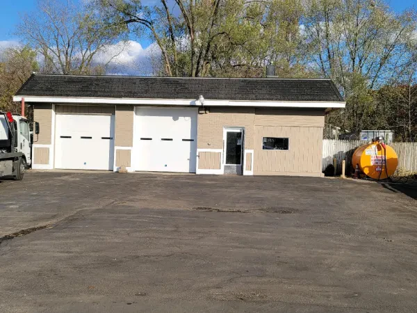 1st Response Towing and Recovery - photo 3