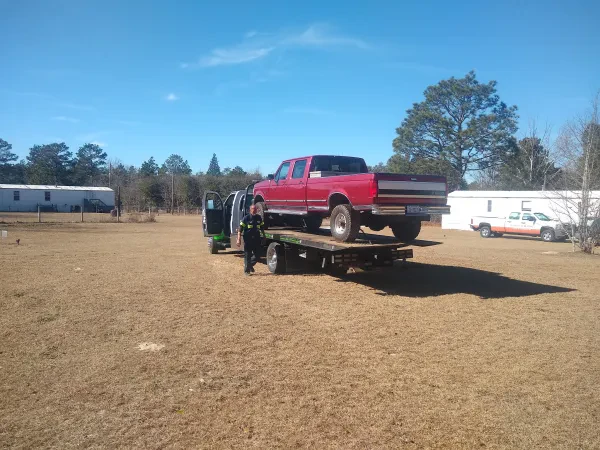 McCormick’s Towing - photo 2