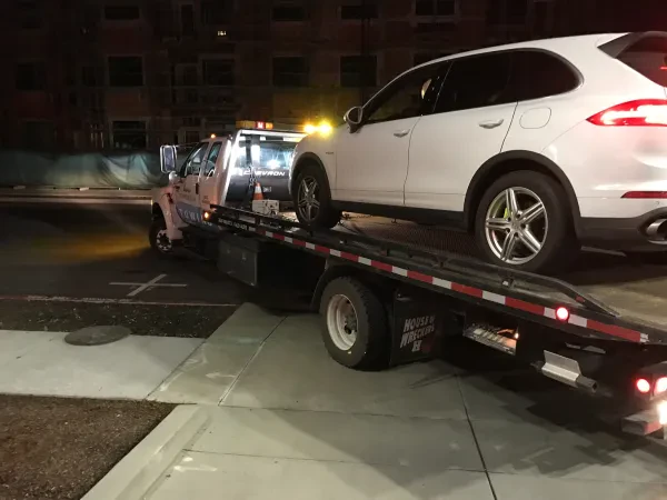 SUNRISE TOWING & STORAGE - photo 3