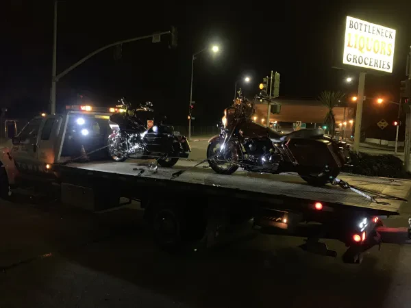 SUNRISE TOWING & STORAGE - photo 4