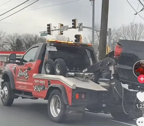 Henry's Wrecker Service - photo 3