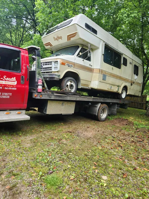 Mid South Wrecker Service - photo 2