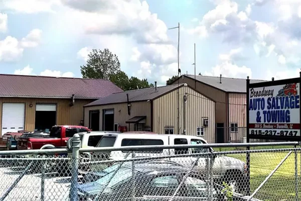 Broadway Auto Salvage & Towing - photo 2