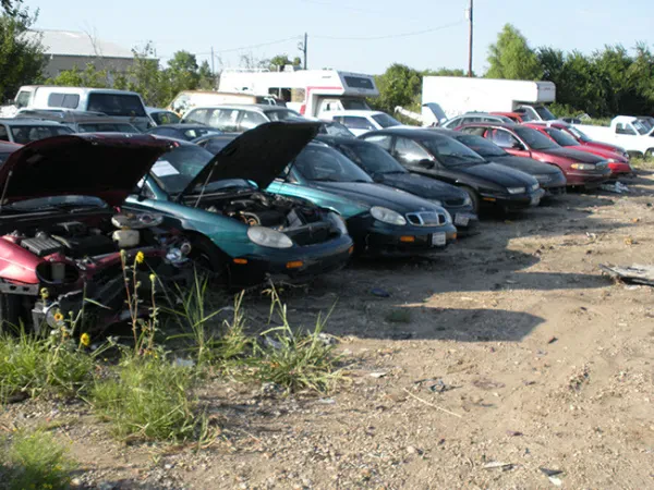Claxton's Auto Salvage & Wrecking Service - photo 3