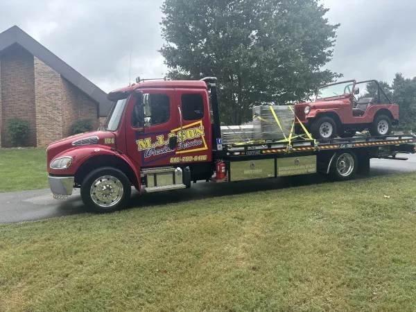 M.J. & SON Wrecker Service - photo 2