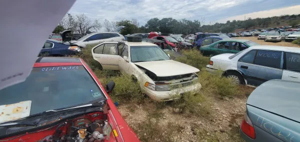 Hill Country Auto Salvage - photo 2