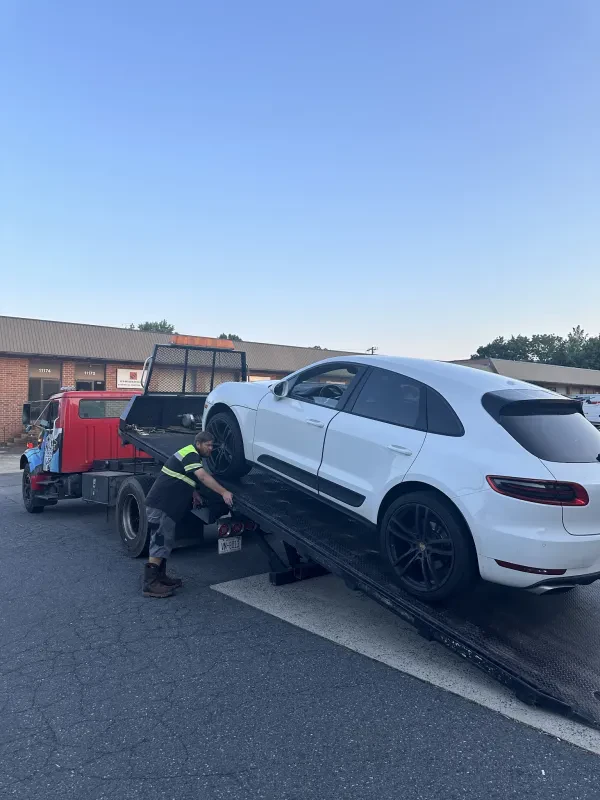 Nelms Towing - photo 3