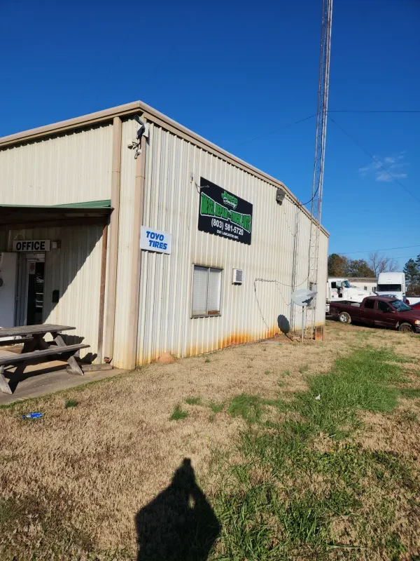 Joe's Truck & Auto Repair - photo 2