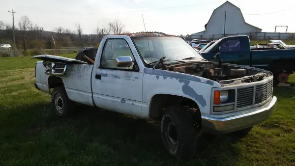 Triple R Salvage LLC. - photo 2