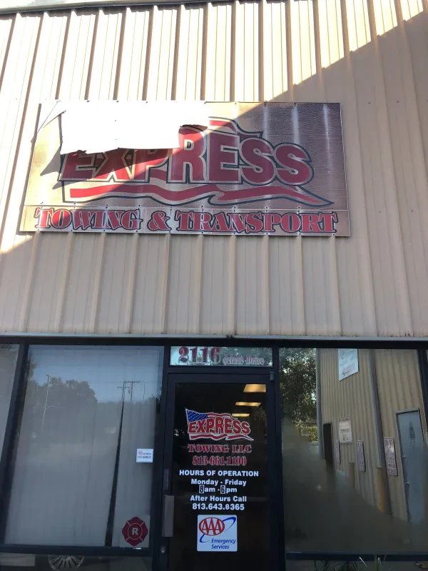 Express Towing & Recovery - photo 2