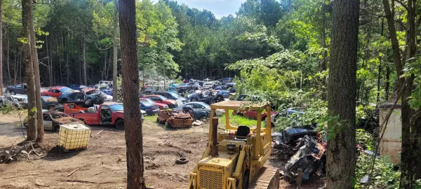 Dickey's Auto Recyclers - photo 2