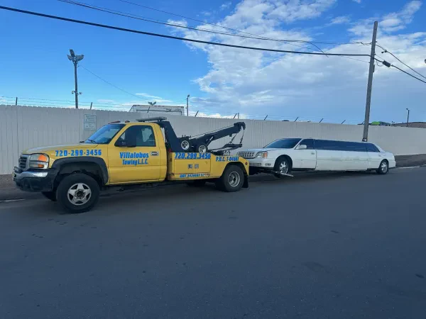 Villalobos Towing LLC - photo 2