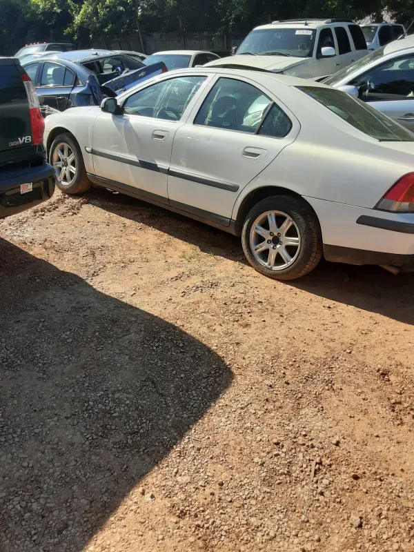 E & J Auto Salvage - photo 2
