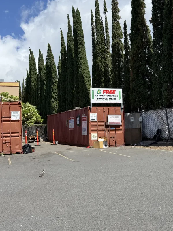 RRR Recycling Center - photo 3