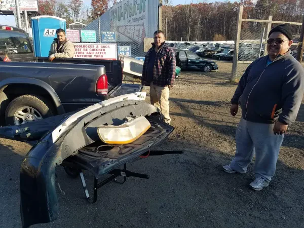 B & H Auto Parts - photo 4
