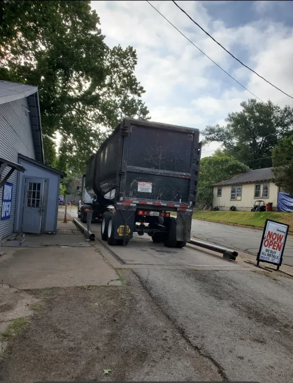 Roys' Metal Recycling ️ ️ ️ ️ ️ ️ - photo 2