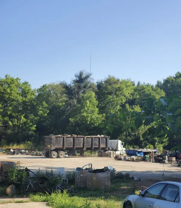 Roys' Metal Recycling ️ ️ ️ ️ ️ ️ - photo 3