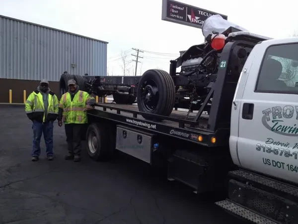 Troy's Towing - photo 4