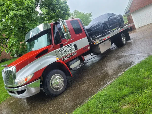 Danno's Towing and Recovery louisville ky - photo 2