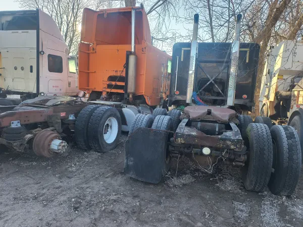 Valley Truck Salvage - photo 2