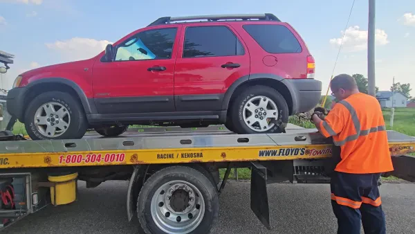 Floyd's Towing - photo 2