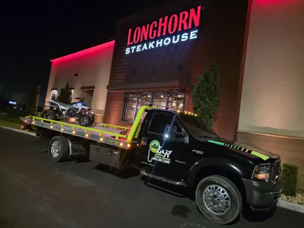 L & R Towing Service - photo 4