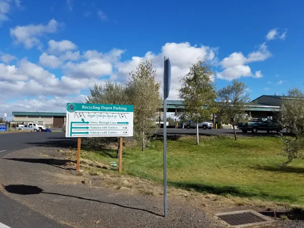 Deschutes Recycling - photo 2