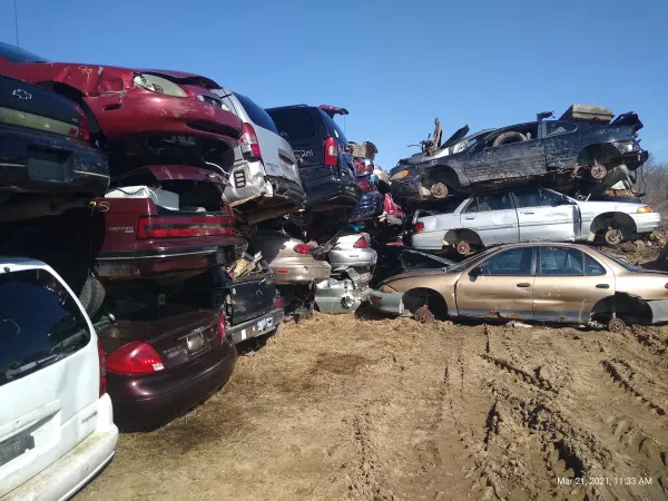 Gladwin Auto Salvage & Sales - photo 2