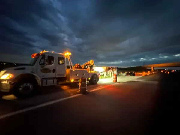 Hensley Towing and Recovery - photo 4