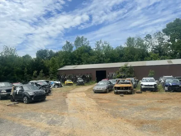 W & W Auto Parts and Towing - photo 4