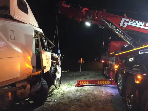 Glenn's Wrecker Services - photo 3