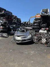 DAVES AUTO AND TOWING