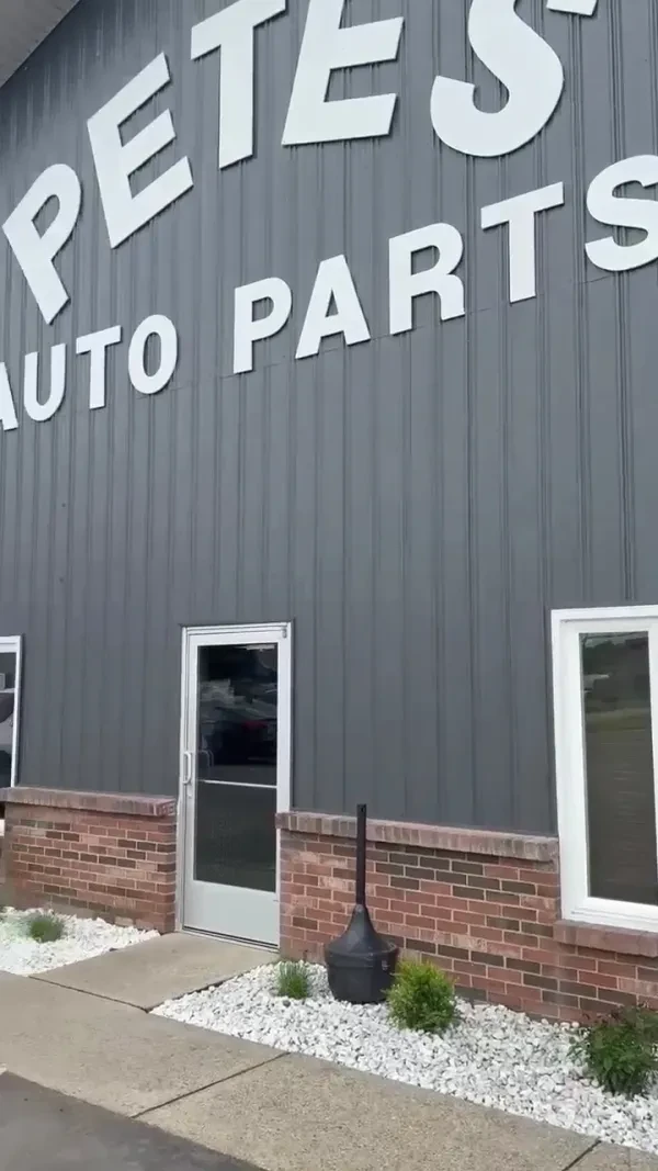 Pete's Auto Parts - photo 2