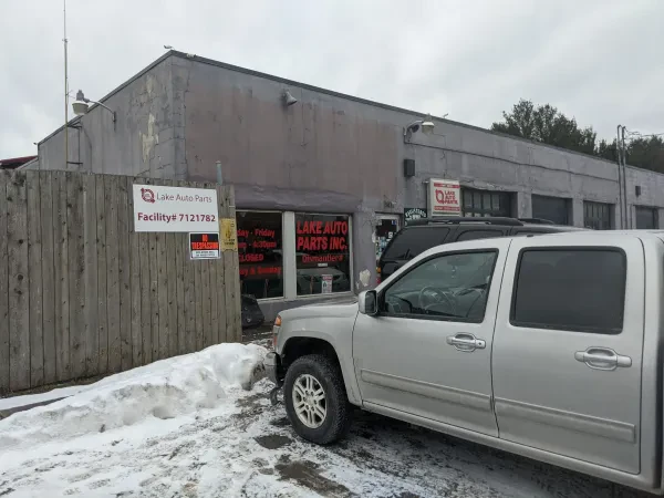 Lake Auto Parts - photo 3