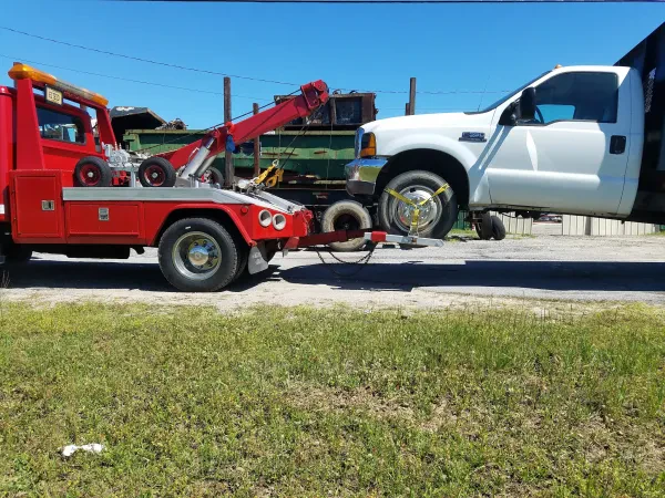 All Pro Towing LLC - photo 3