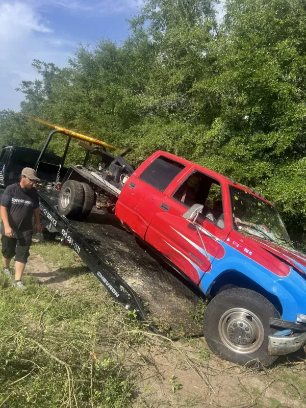 AutoWorks Towing & Recovery - photo 4