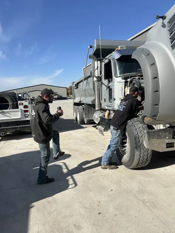 B&C Truck & Tire Repair - photo 3