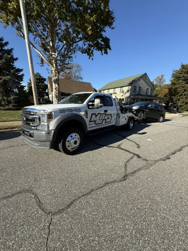 Miles Towing Service - photo 4