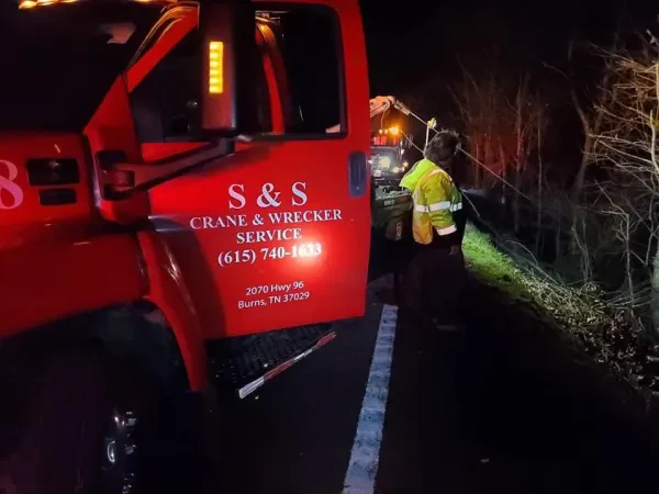 S & S Crane and Wrecker Service - photo 3