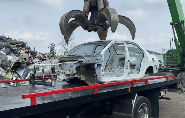 Krayz hauling Towing & Recovery - photo 2