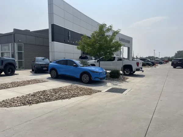 Loveland Ford Parts Center - photo 4