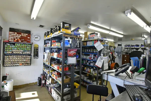 Dakota K Auto Repair - photo 4
