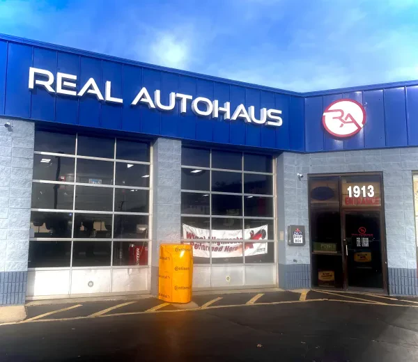Real Autohaus Automotive Arlington Heights - photo 2
