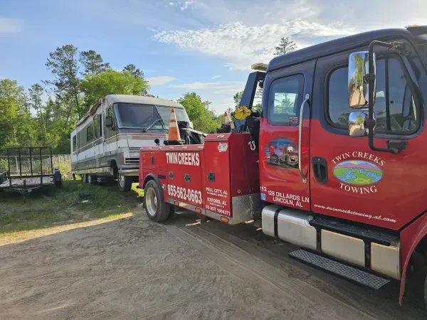 Twin Creeks Towing - photo 4