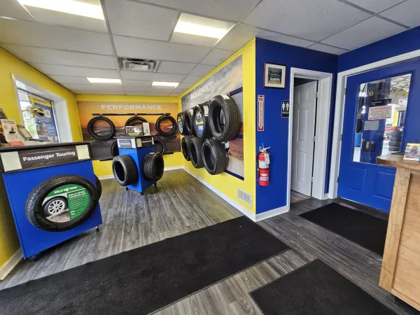 Acorn Tire & Service Schaumburg - photo 3