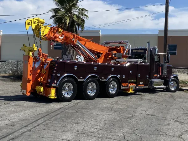 Edwins Towing Service - photo 3