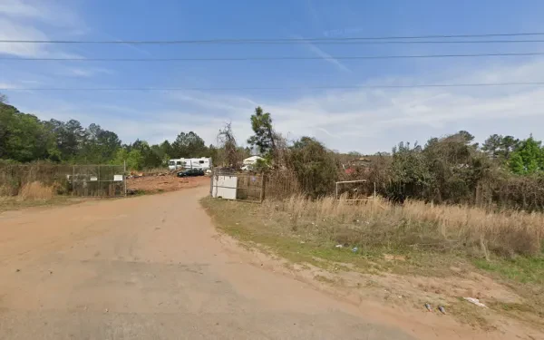 Moore's Auto Parts - photo 3